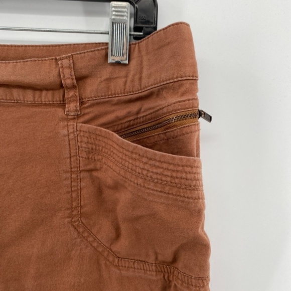 Reitmans Pants Capris Women's Size 9 Brown Zip Pockets Button Zip Closure - Picture 8 of 12